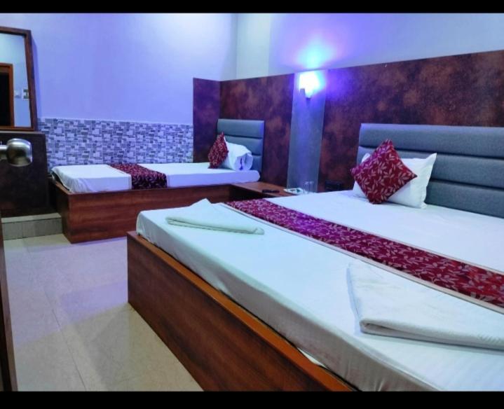 Hotel City Park Гувахати Экстерьер фото